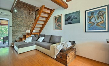 House Ester 2