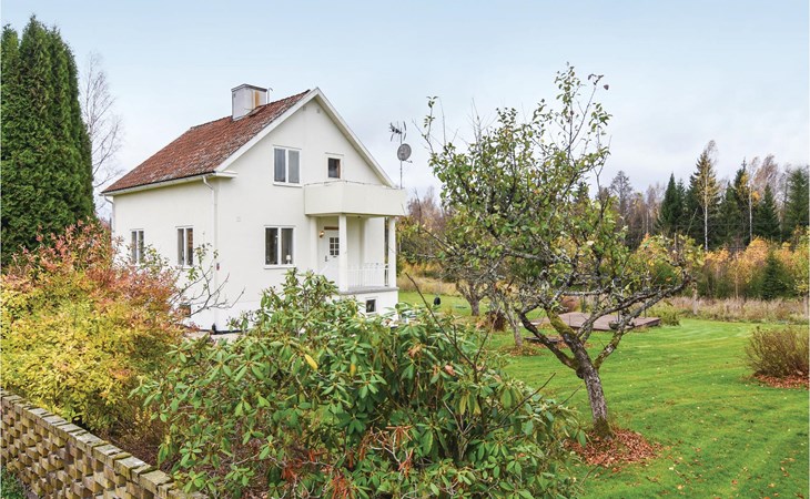 Cozy home in åsensbruk with kitchen 1