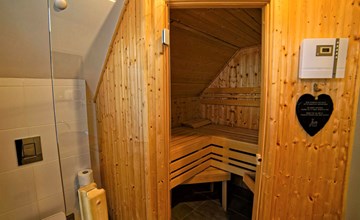 Lakeside Village 36 (+ sauna) 2