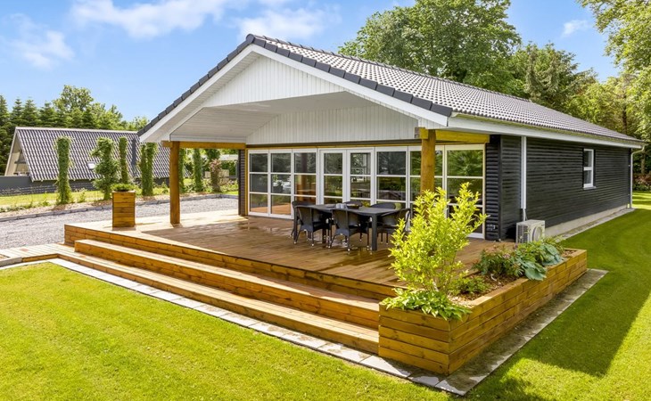 "Skip" - 300m to the fjord 1