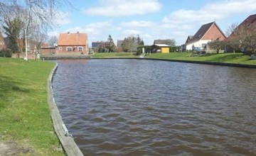 Haus am Wasser in Emden 2