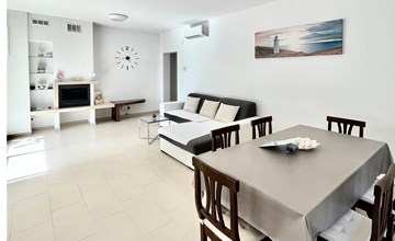 Two bedroom cozy apartment in Banjole 2
