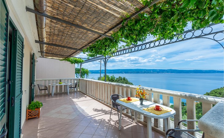 Nice apartment in Omis with WiFi 1