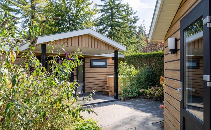 Family Lodge with hot tub | 4 persons 1
