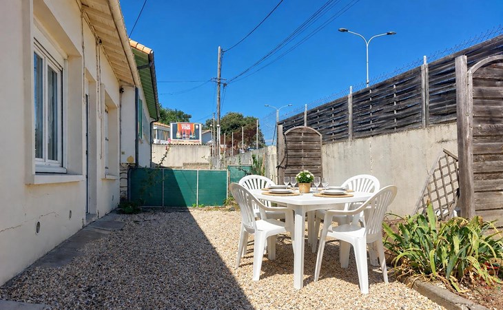 1 bedroom stunning home in Royan 1