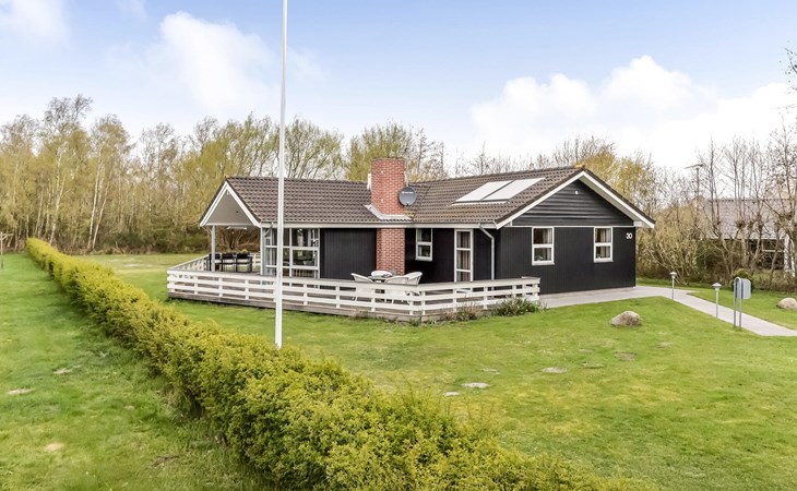 Lovely home in Humble with sauna 1