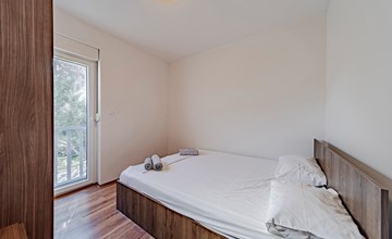 Nice apartment in Zuljana with WiFi 3