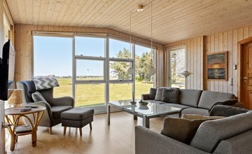 Stunning home in Tarm with WiFi 3