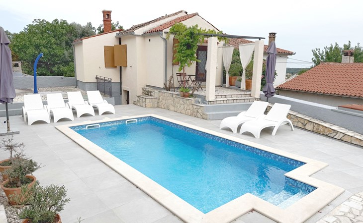 LacoDeLama mini resort - Wohnung Pina mit Pool 1