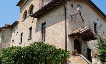 Altes Kloster und eleganter Landsitz 2