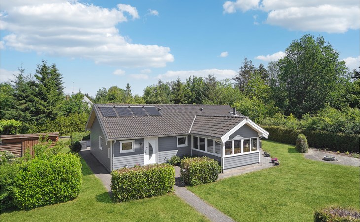 Cozy home in Glesborg with WiFi 1