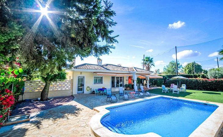 Bonalba Golf, Urb. Los Naranjos 1