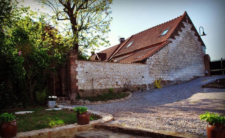 Liebevoll renoviertes Ferienhaus als Teil eines kleinen Bauernhauses mit abgesc 1