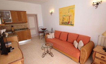 Moderne Ferienwohnung Colibri mit Terrasse 2