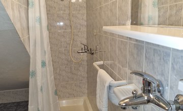 Appartement "Josip" mit Blick auf das Wasser 3