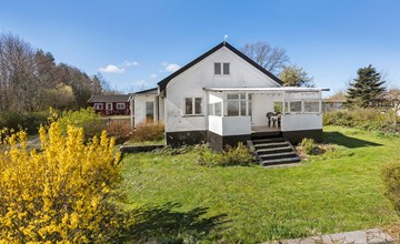 4 bedroom gorgeous home in Allinge 2