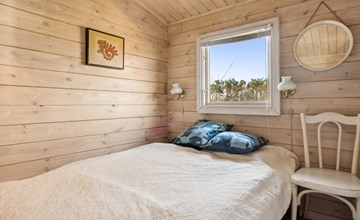 "Usbjorn" - 500m from the sea 2