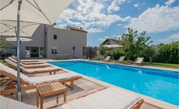 Awesome home in Imotski 3