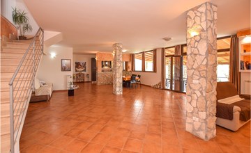 Gorgeous home in Civitavecchia 3