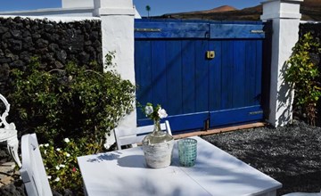 Lavastein-Bauernhaus Yazmina mit schönem Garten 2