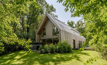 Lodge mit Jacuzzi | 8 Personen 2
