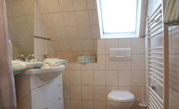 Wohnung in Neue Tiefe mit Terrasse, Garten und Grill 2