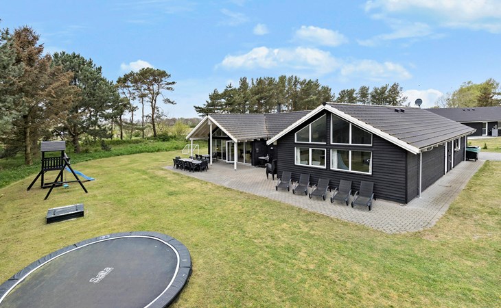 Pet friendly home in Nexø with kitchen 1