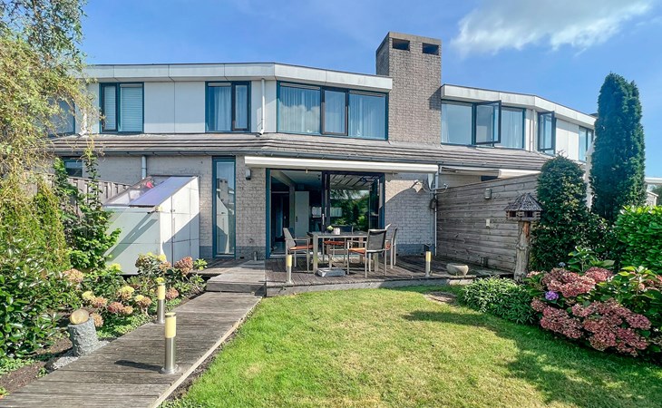 3 bedroom cozy home in Lemmer 1