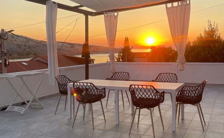 mit Blick auf das Wasser 1