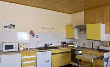 mit großem Garten und Gemeinschaftspool 2