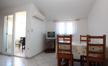 in Baška mit Eigenem Balkon 2