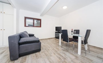1 bedroom cozy apartment in Sv.Petar 2