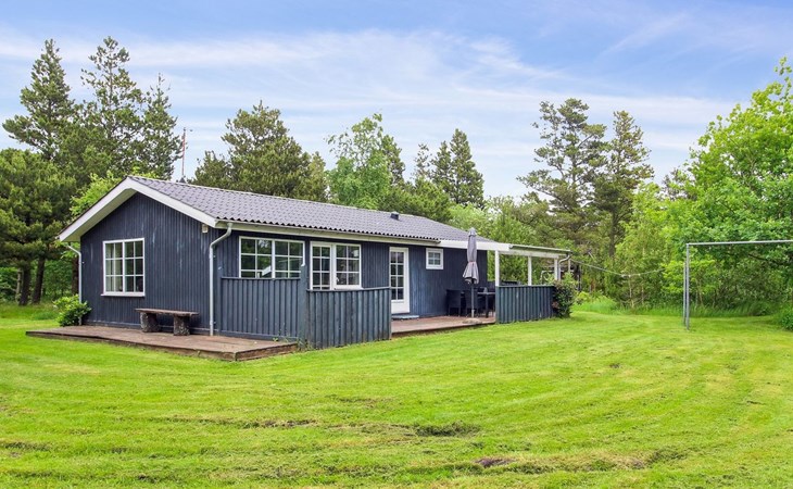 "Ylvi" - 2.8km from the sea 1