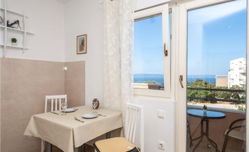 Gezellig appartement in Makarska met. 3