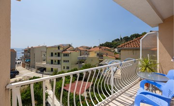 1 bedroom stunning apartment in Podgora 2