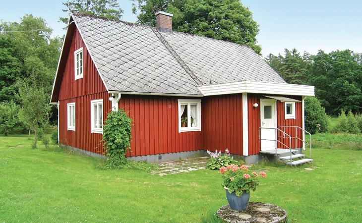 Gorgeous home in Våxtorp with kitchen 1