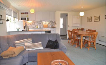 Cozy home in Sunds with WiFi 3