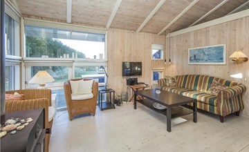 Beautiful home in Blokhus with WiFi 2