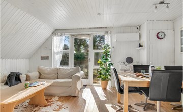 Beautiful home in Sjællands Odde 3