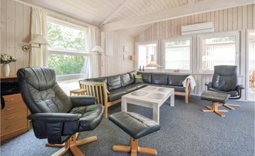 2 bedroom lovely home in Tarm 2