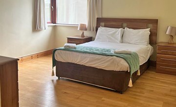 Castle Quay (TR4) HH No 14 3