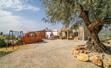 Lovely home in Periana 2
