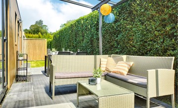 2 bedroom cozy home in Heinkenszand 2