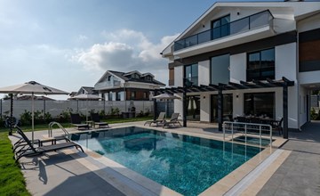 Villa in Ölüdeniz mit Kinderpool 3