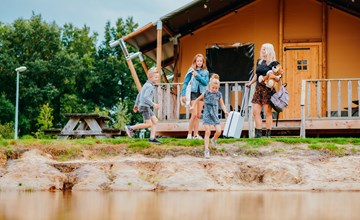 Luxe Safaritent aan het water | 6 personen 2