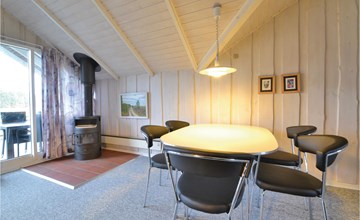 Amazing home in Blåvand with WiFi 3