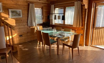 in Meiserich mit Terrasse und Garten 3