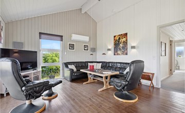 Beautiful home in Ringkøbing with sauna 3