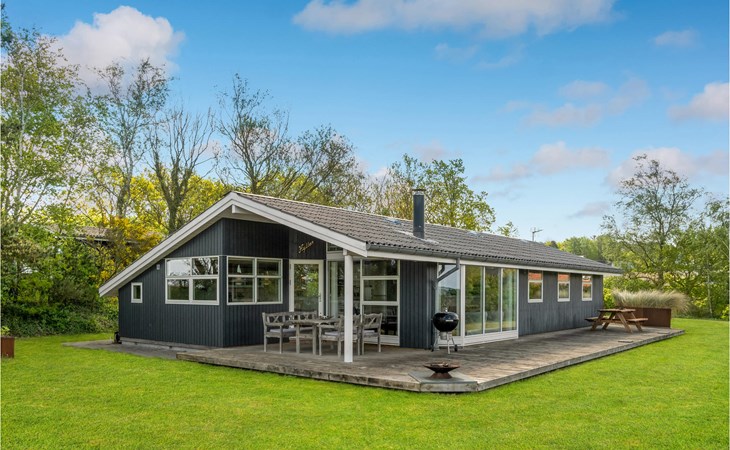 Gorgeous home in Allingåbro with WiFi 1
