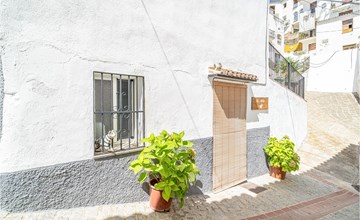 1 bedroom lovely home in Jubrique 2